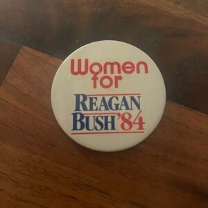 Vintage 1984 Women For Reagan Bush '84 Campaign Button
